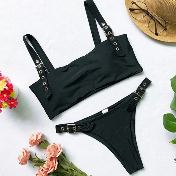 Black Buckle Straps Bikini Set with Cheeky Bottom - Picture 5 of 7